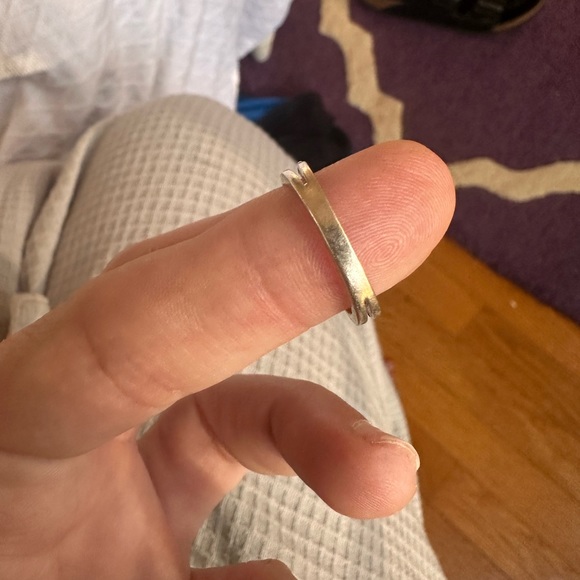 14 karat white gold sapphire & diamond ring - Picture 7 of 14